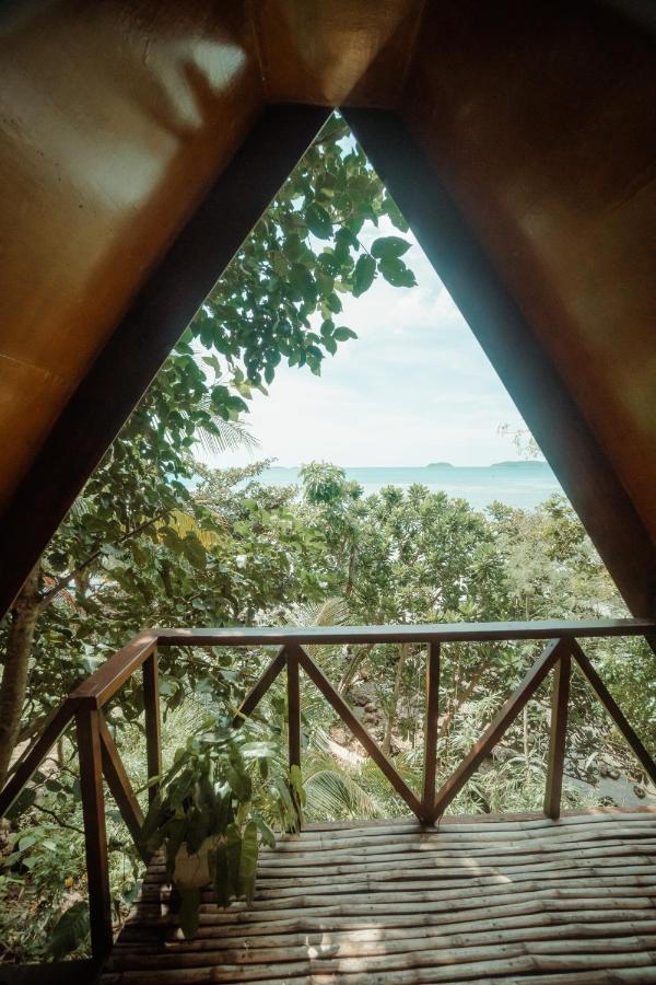 Cocovana Beach Resort (Adults Only) บูซวงกา ภายนอก รูปภาพ
